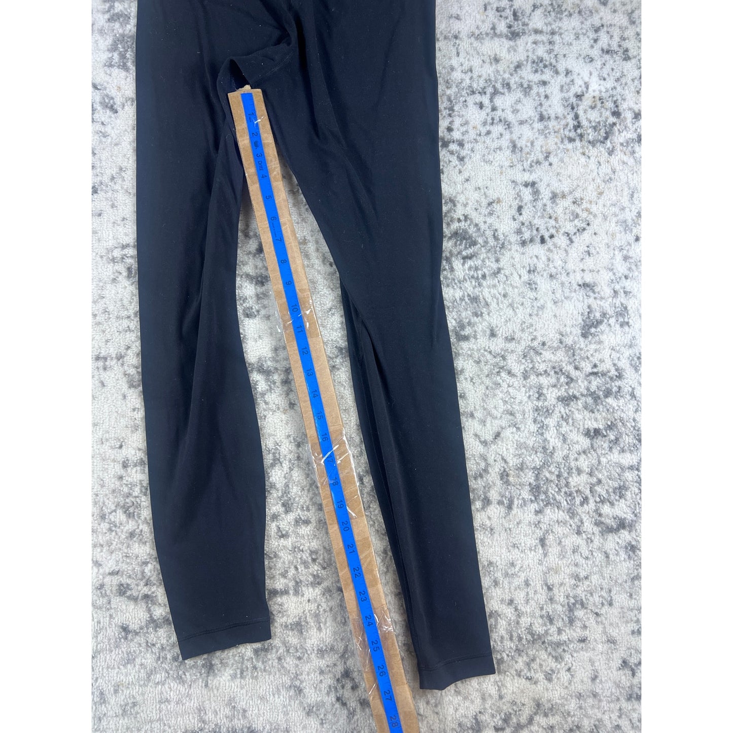 Black Lululemon High Rise Ankle Leggings - 8
