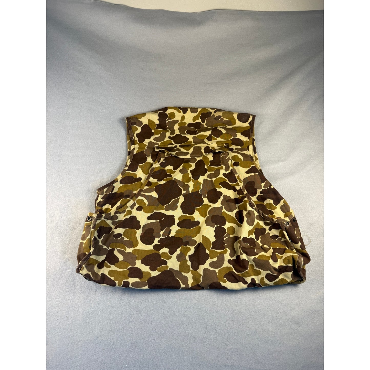 Vintage Duck Camo Hunting Vest - L