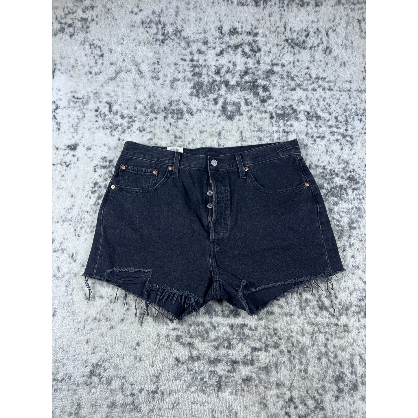 NWT Levi's 501 Women Cut-off's - 33