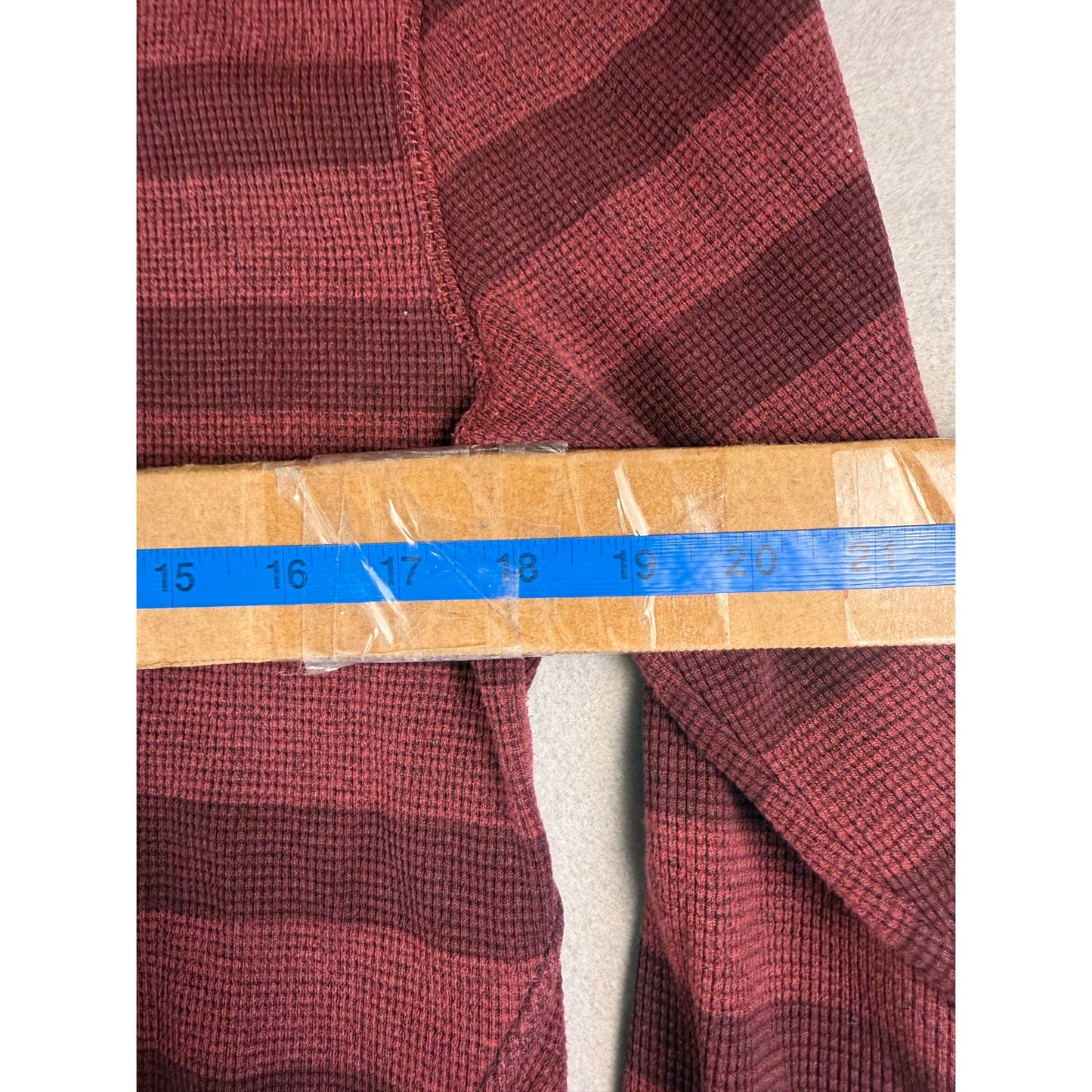 Volcom Waffle Knit Thermal Shirt - L