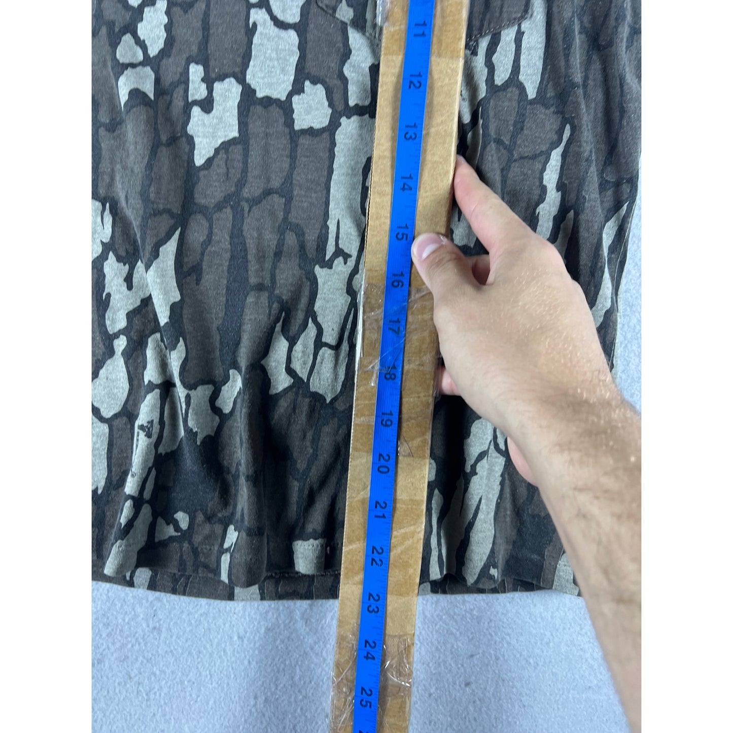 Vintage Cabela's Trebark Camo T-Shirt - S