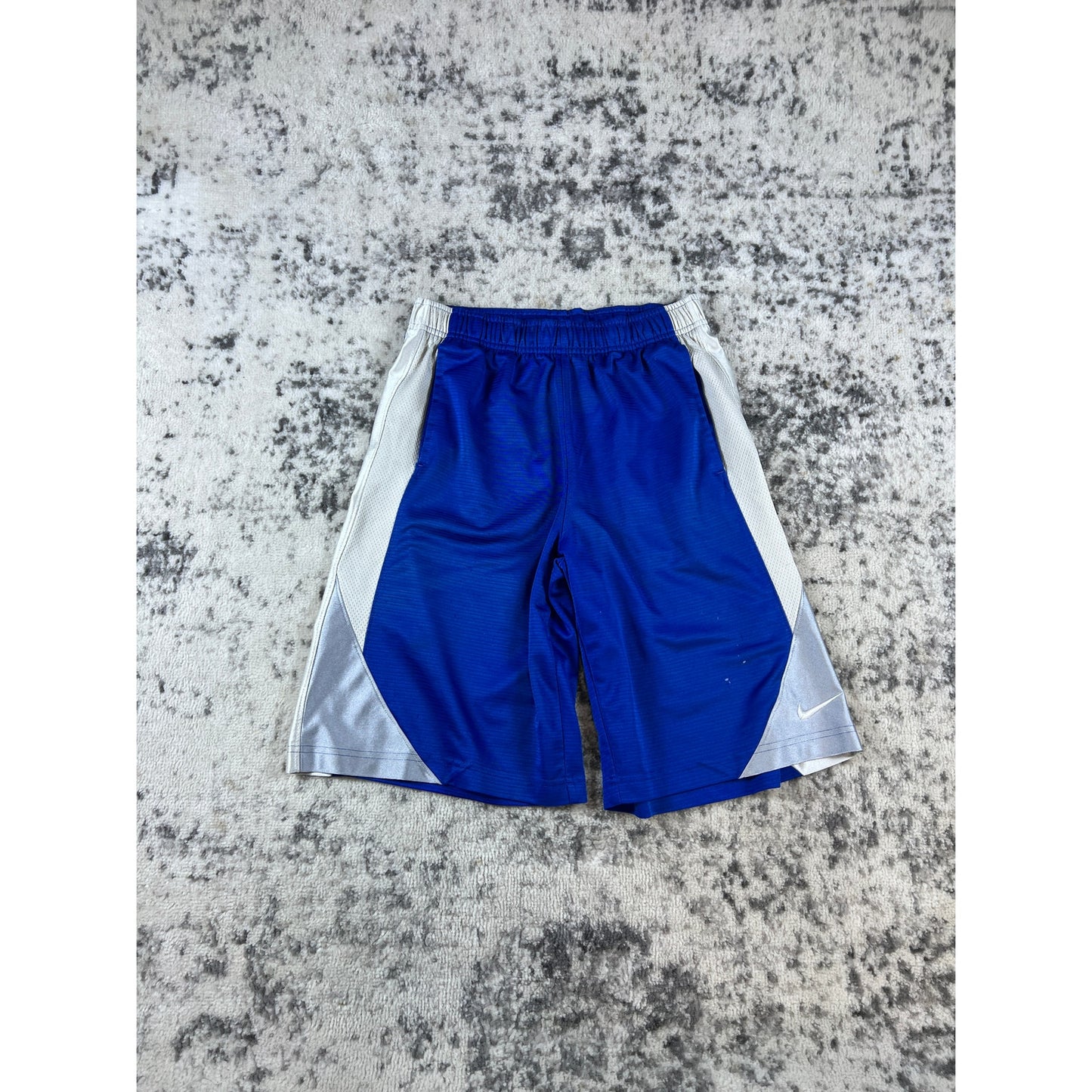 Y2k Blue Nike Mesh Basketball Shorts - L
