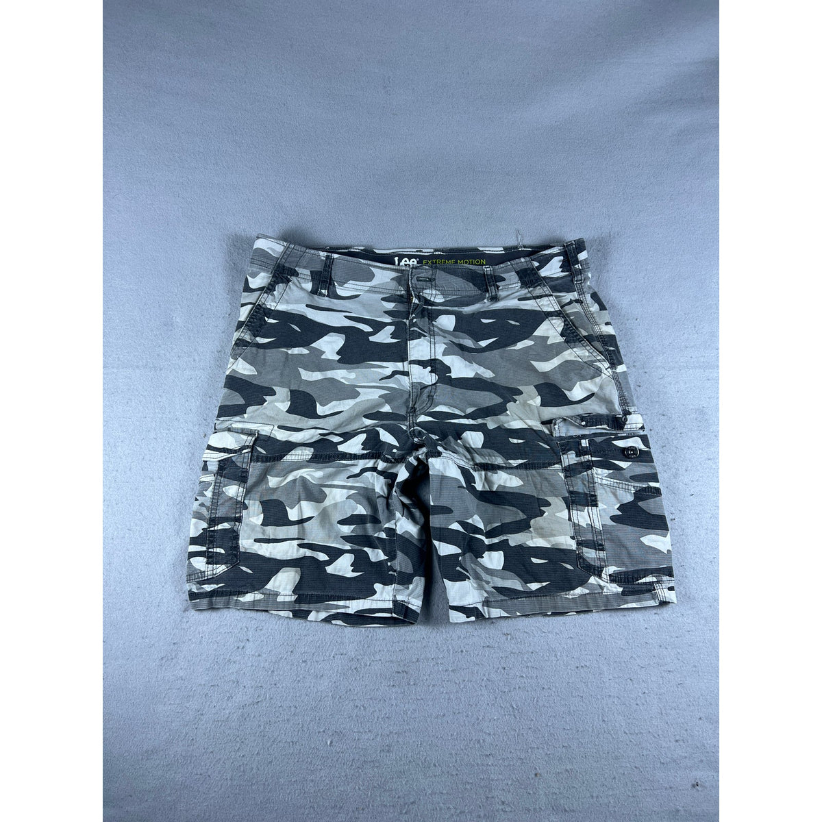 Lee Extreme Motion Camo Cargo Shorts - 40