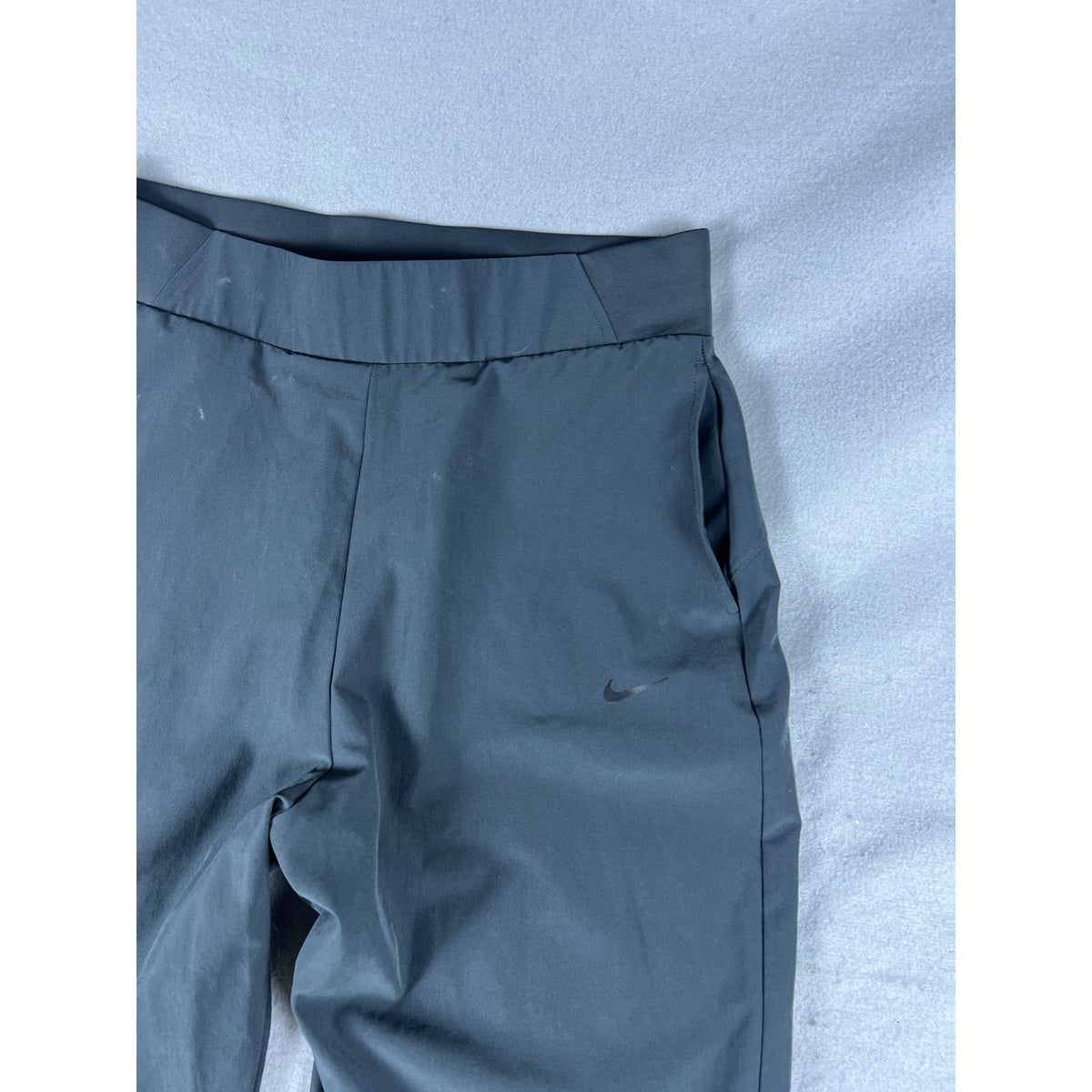 Nike Tapered Jogger Pants Womens - L