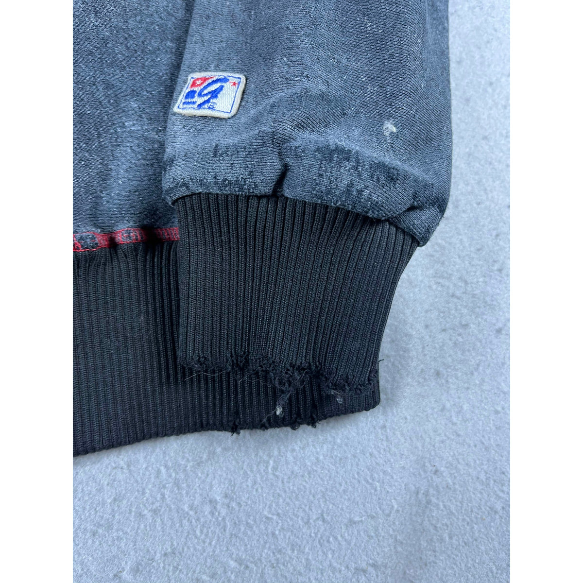 Bass Pro Shops Fishing Sweatshirt - L