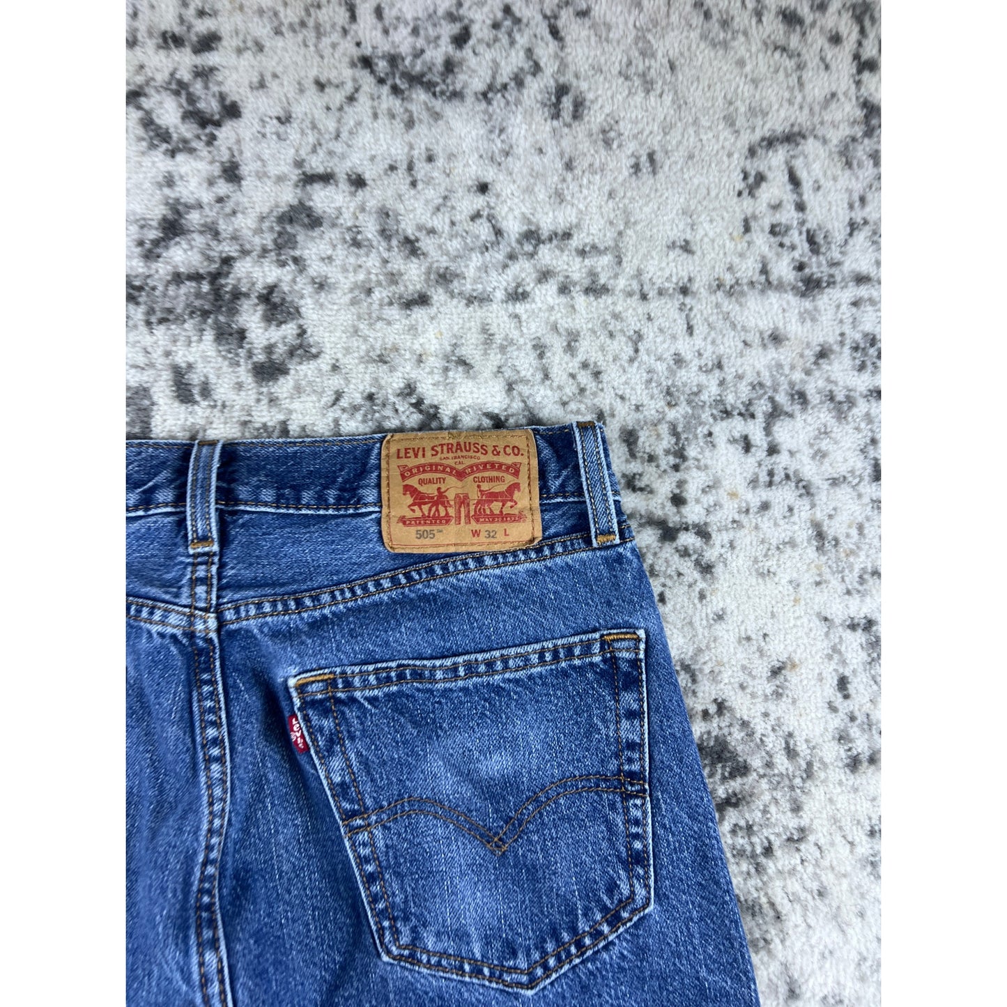 Vintage Levi's 505 Denim Shorts - 32