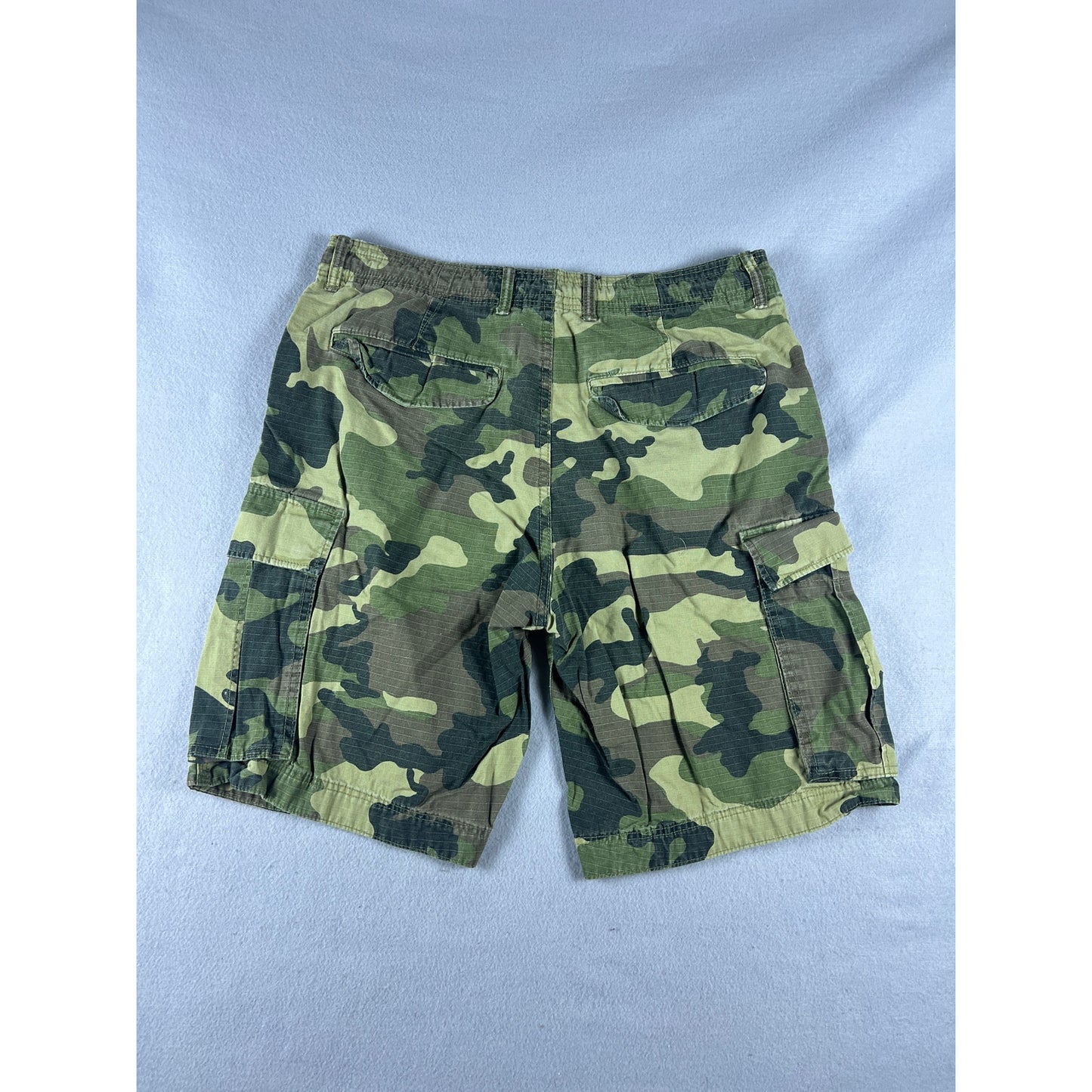 H&M LOGG Ripstop Camo Cargo Shorts - 34