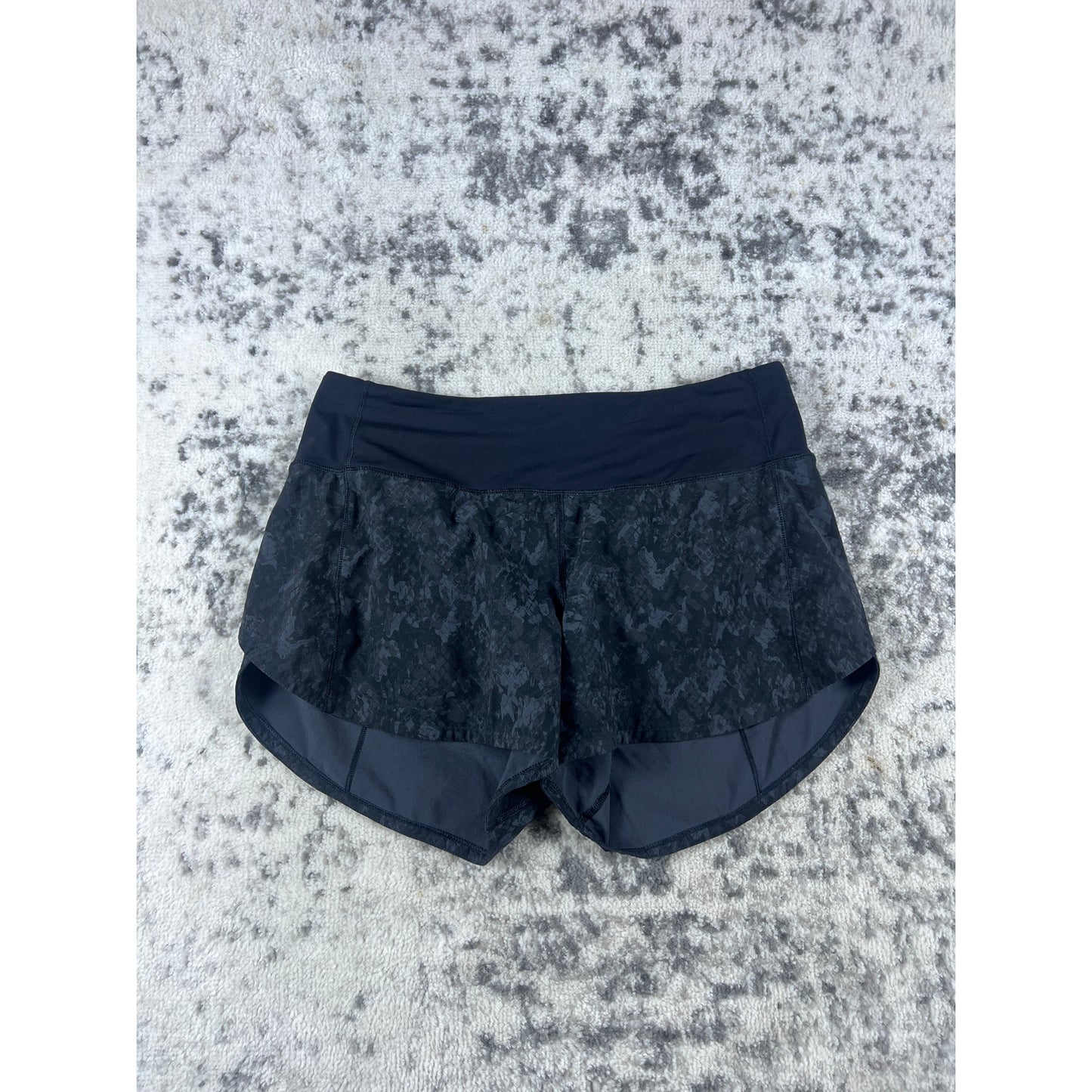 Lululemon Speed Up Low-Rise Shorts - 6