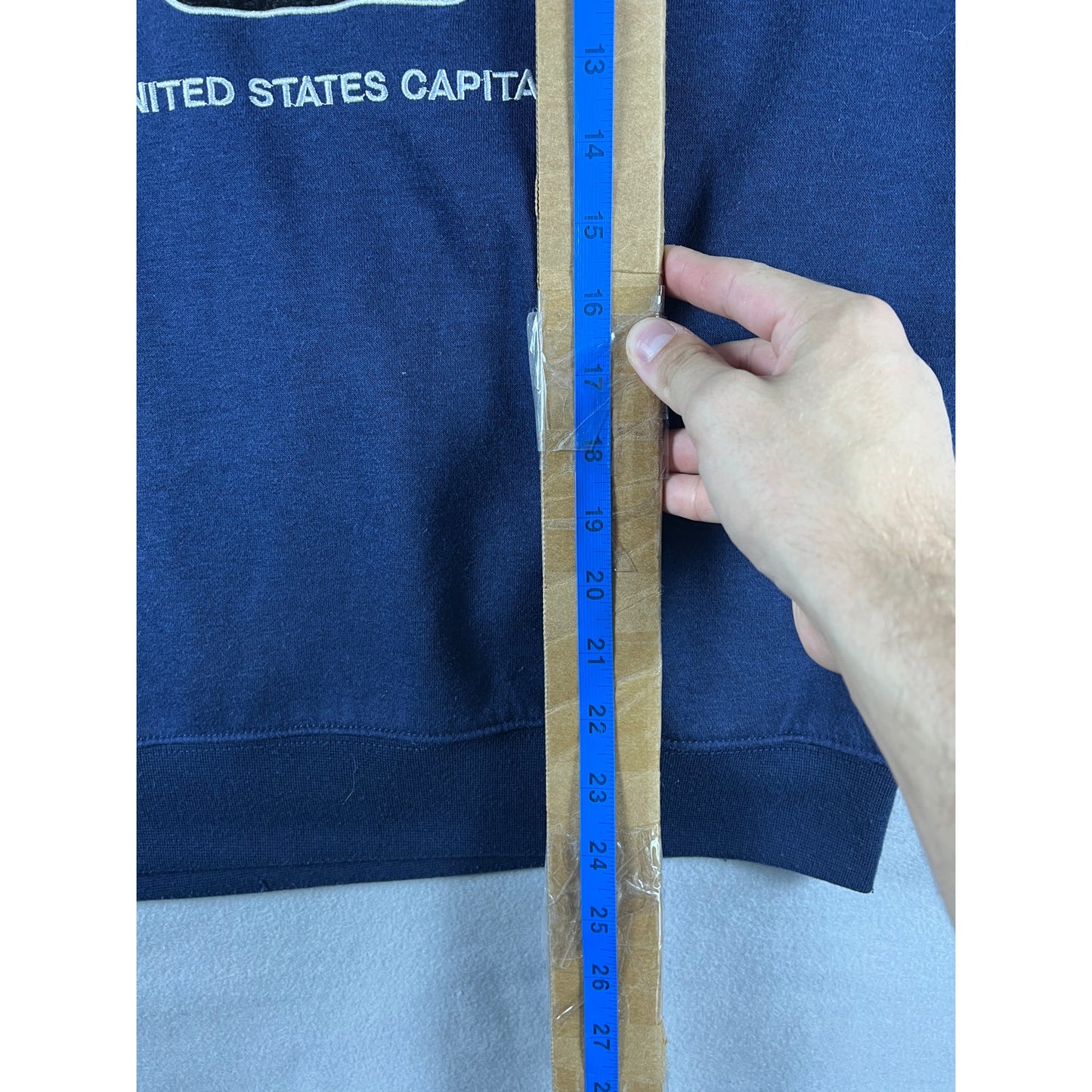 DC One Washington Spellout Sweatshirt - M