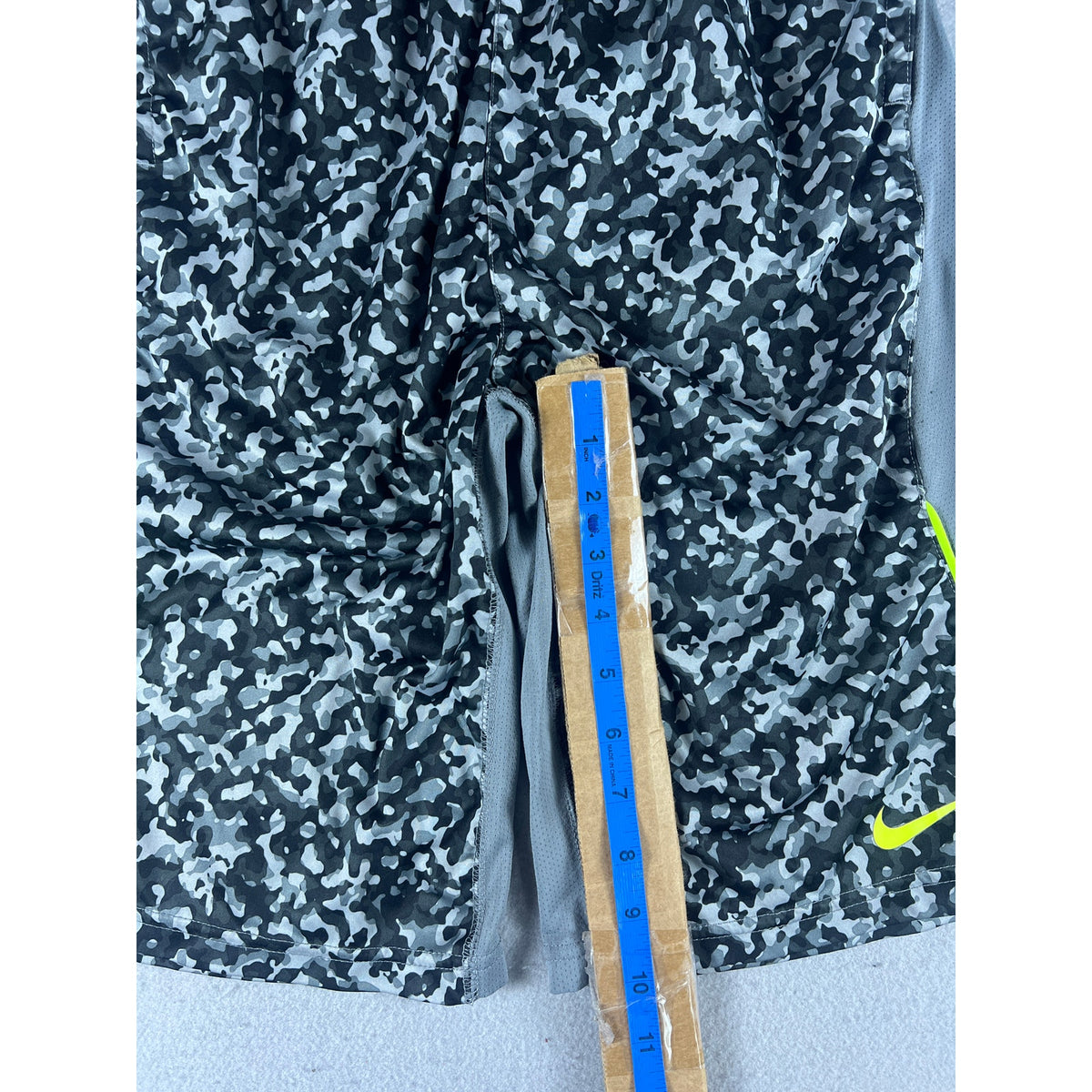 Nike Dri-FIT Camo Basketball Shorts Boys - XL