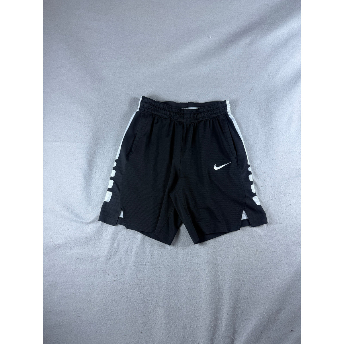 Nike Elite Basketball Shorts Boys - S
