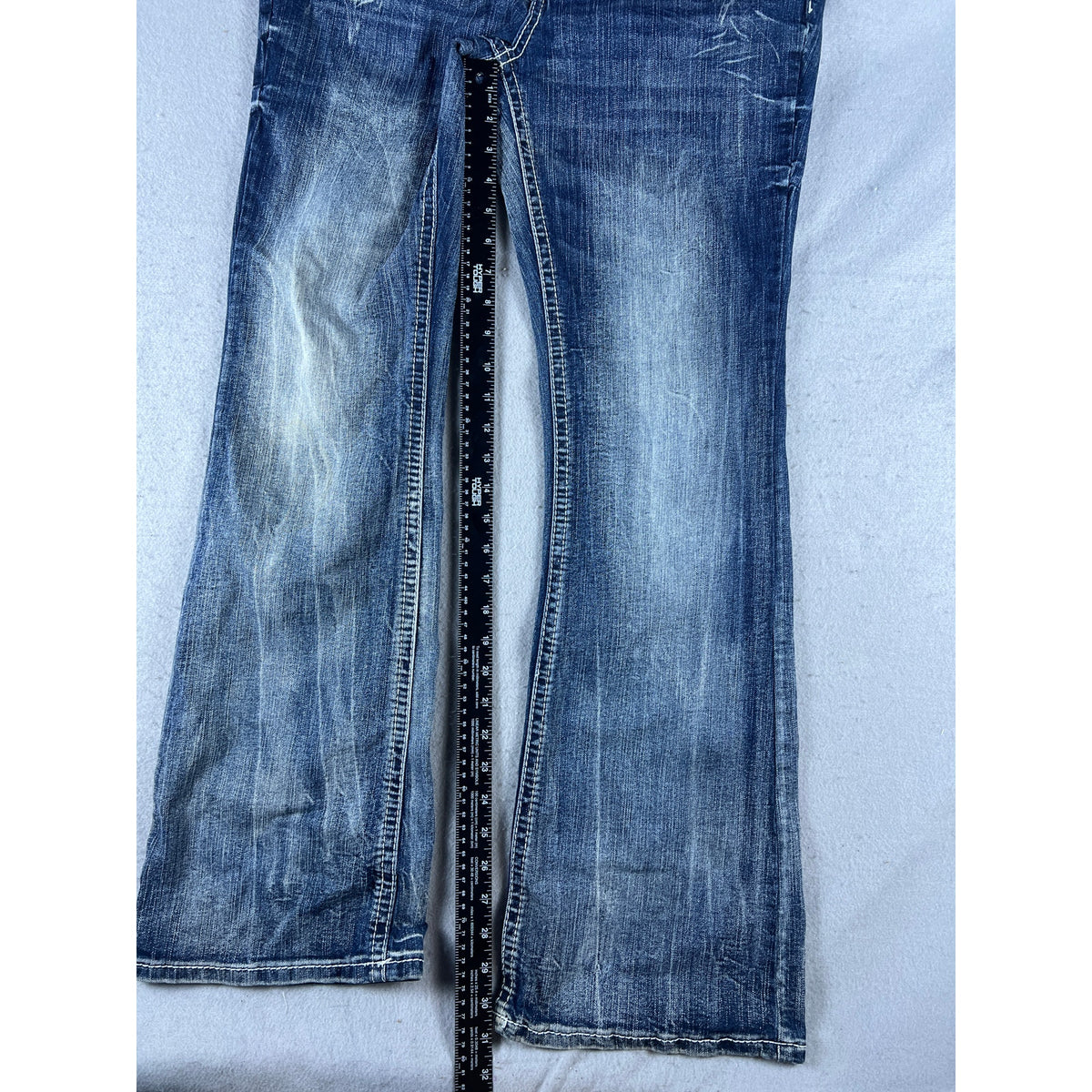 Ariya Flared Low Rise Jeans - 12