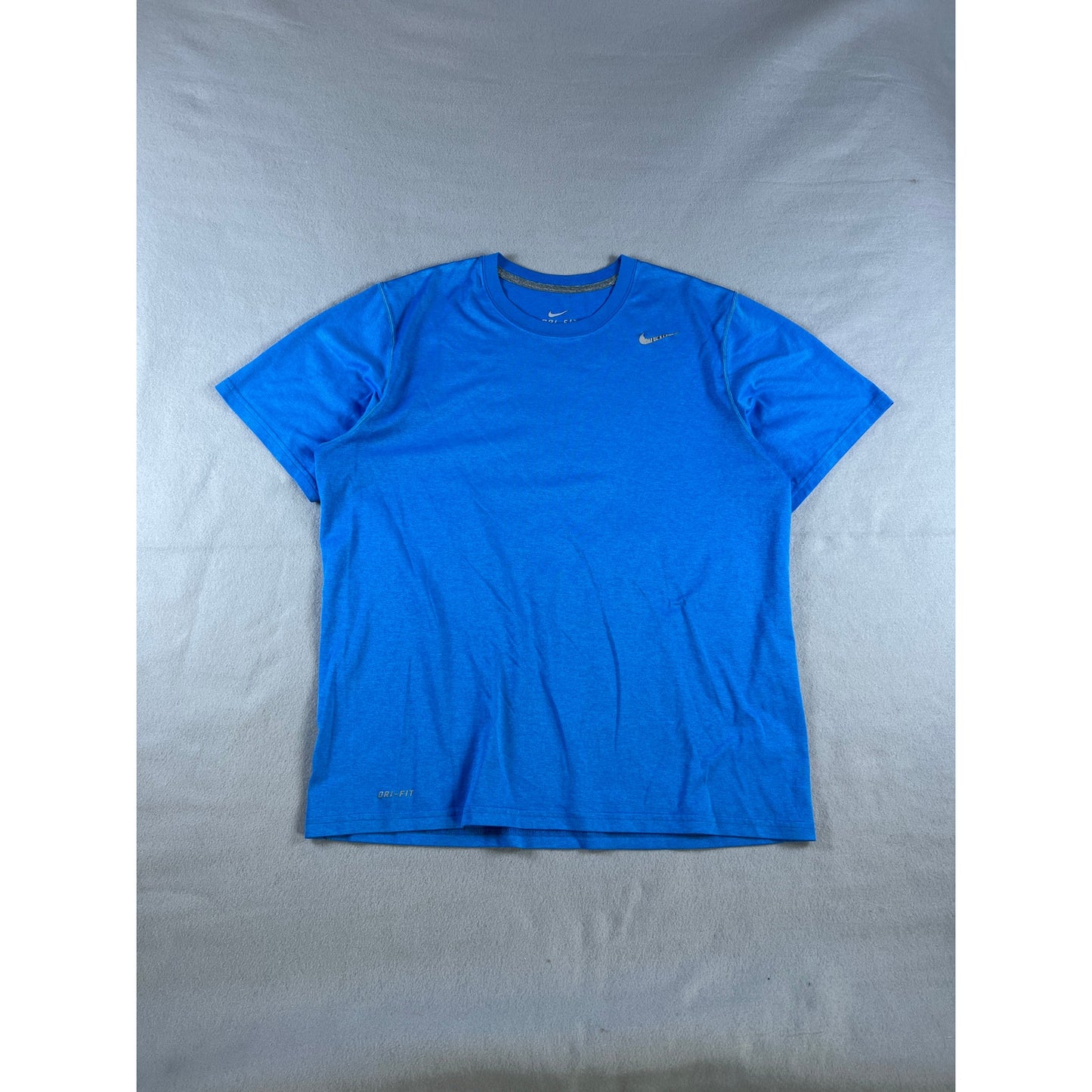 Blue Nike Swoosh T-shirt - L