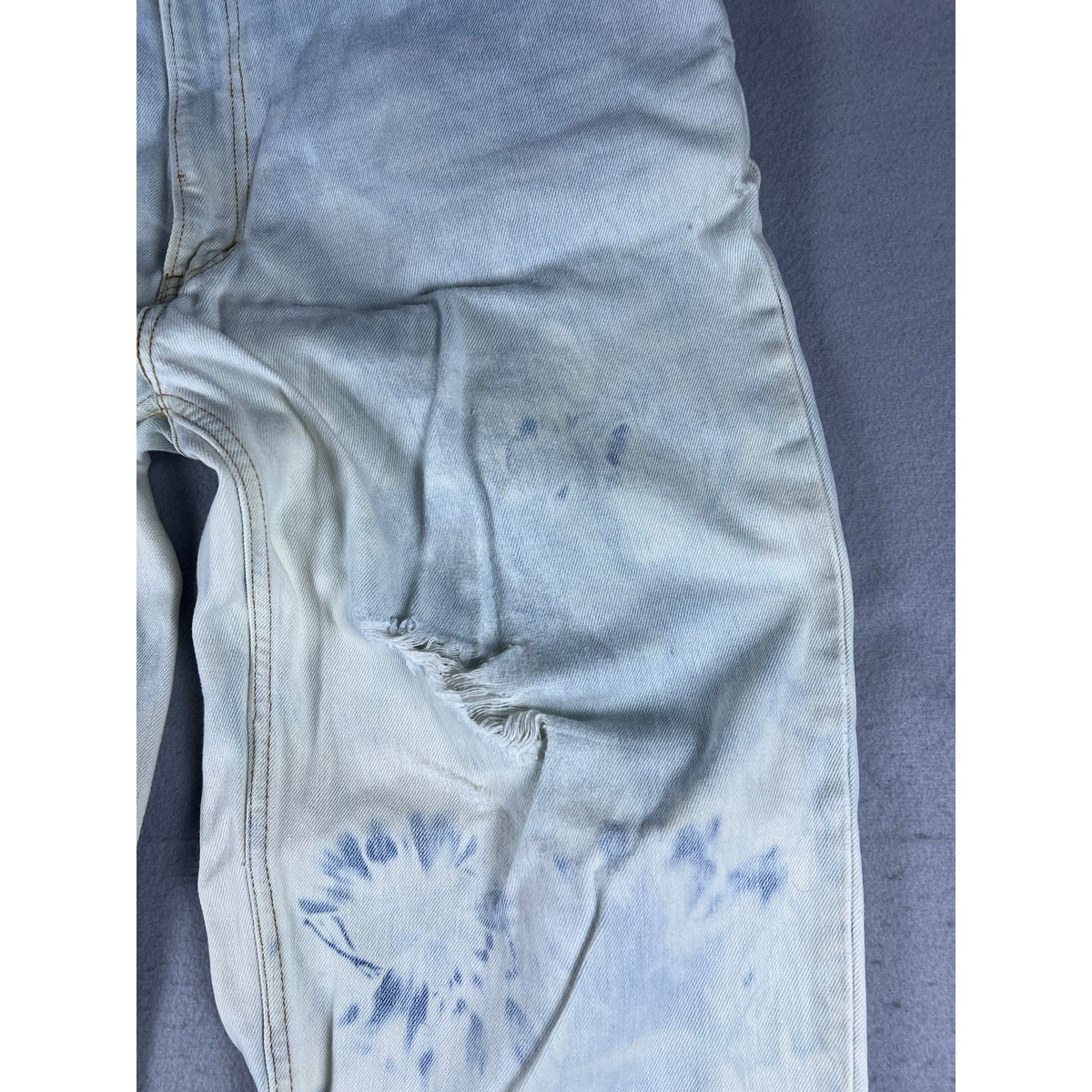 Levi's 560 Comfort Fit Tie Dye Distressed Jeans - 38x32