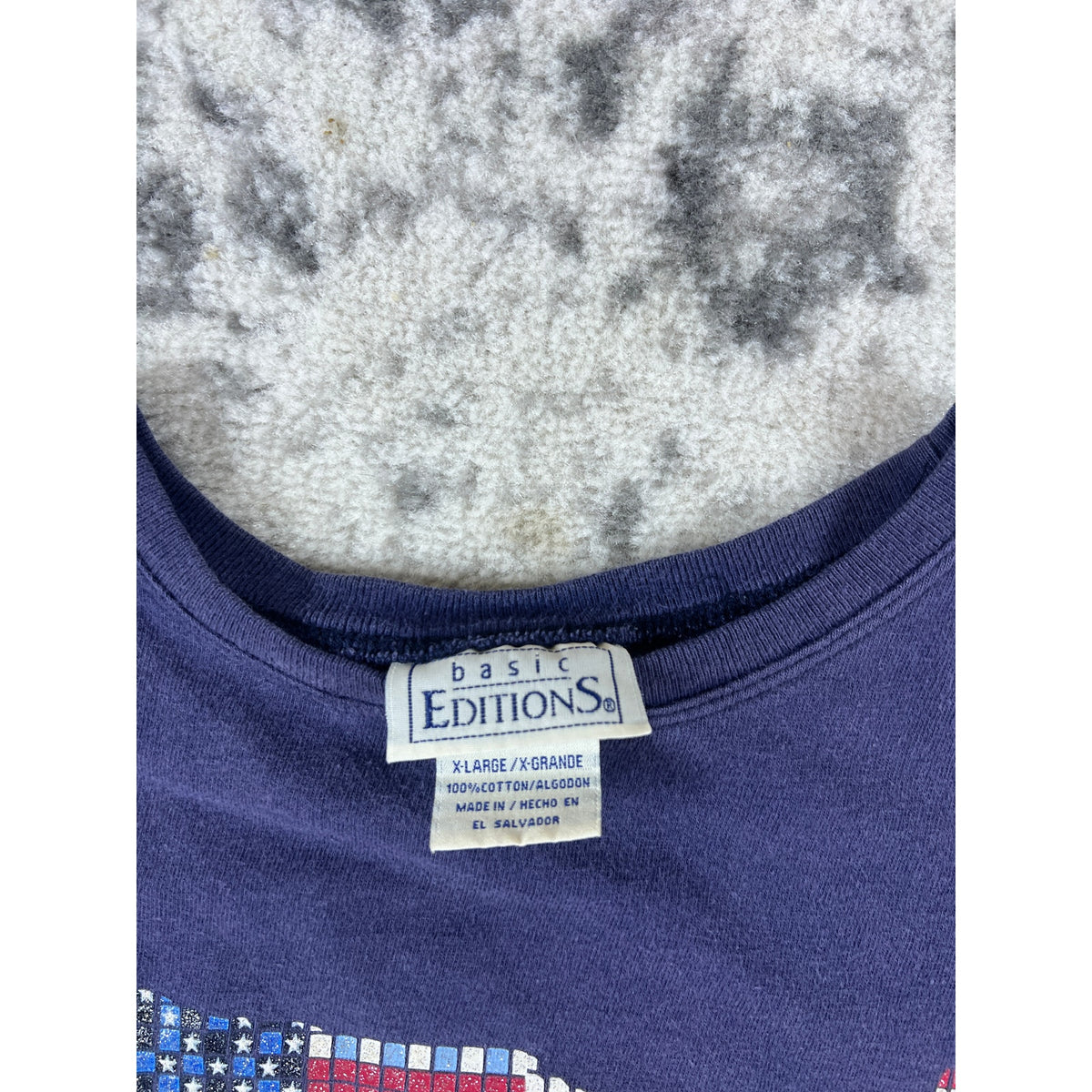 Vintage Basic Editions T-Shirt Mens - XL