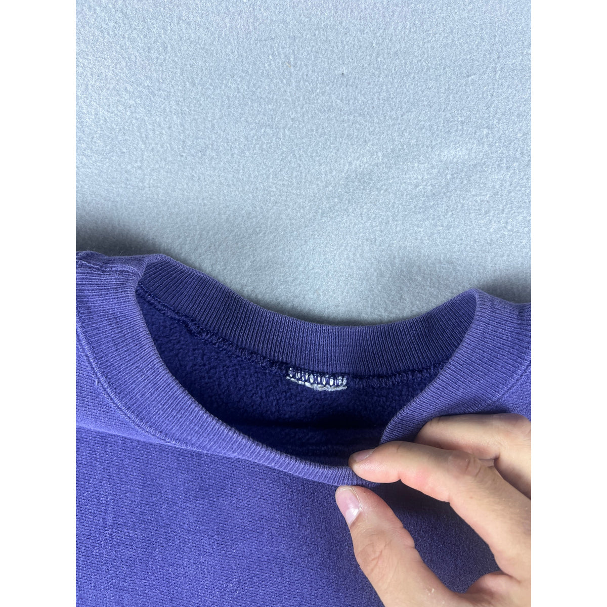 Vintage Y2K Champion Sweatshirt - L