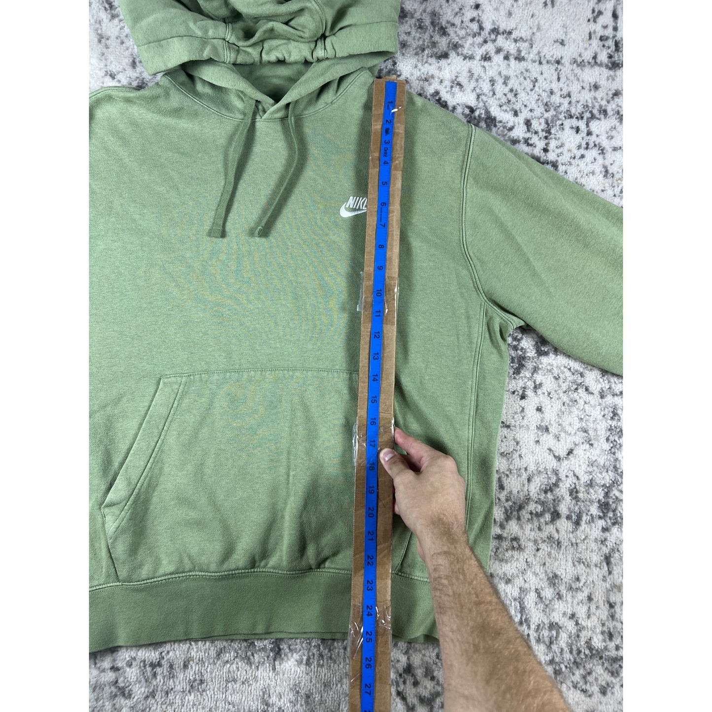 Nike Club Fleece Hoodie - M