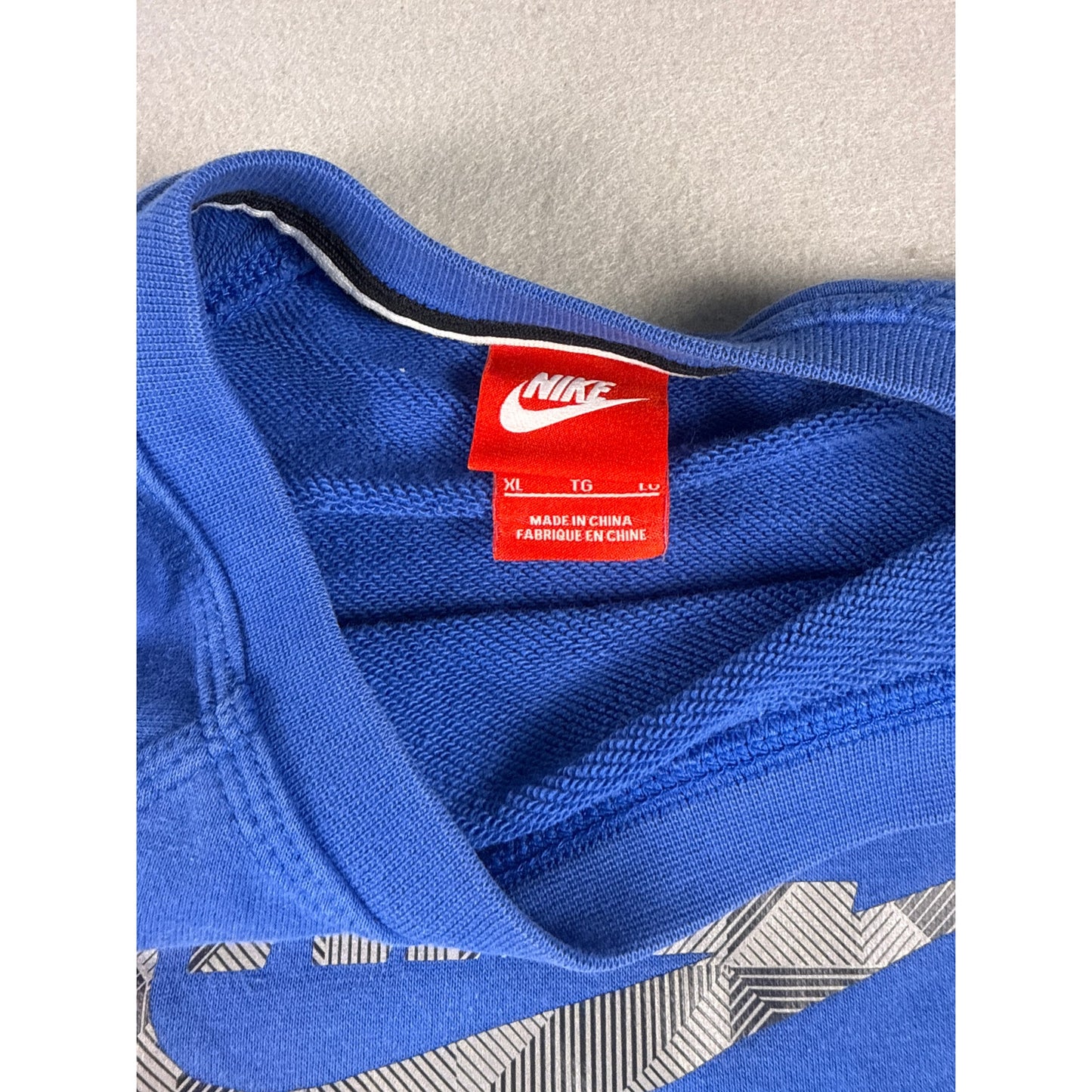 Nike Air Logo Sweatshirt - XL