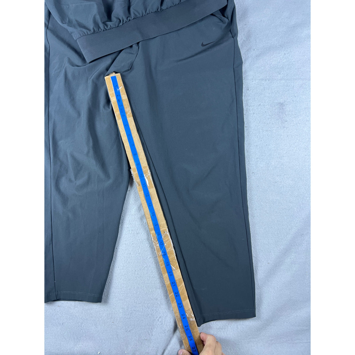 Nike Tapered Jogger Pants Womens - L