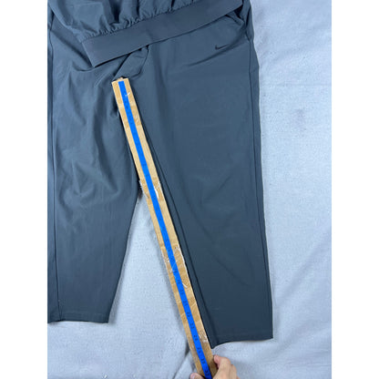 Nike Tapered Jogger Pants Womens - L