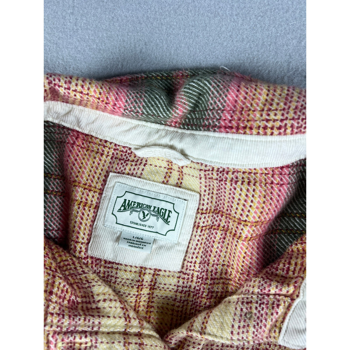 American Eagle Flannel Plaid Shirt Womens - L