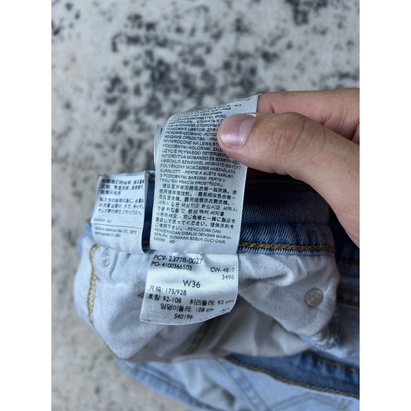 Levi's 541 Shorts Mens - 36