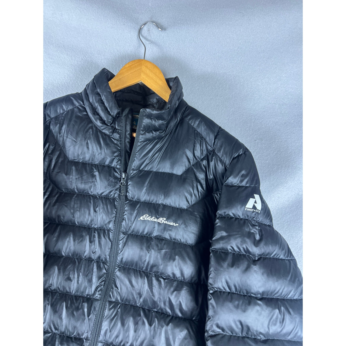 Eddie Bauer First Ascent StormDown 800 Puffer Jacket - M