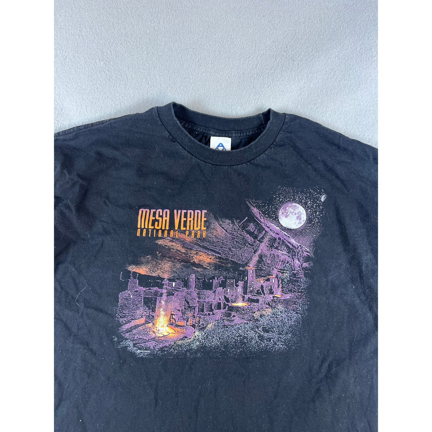 Vintage Mesa Verde National Park T-Shirt - XL