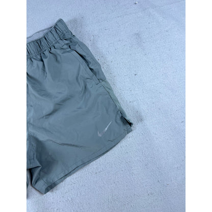 Nike Dri-FIT 5" Brief-Lined Running Shorts - S
