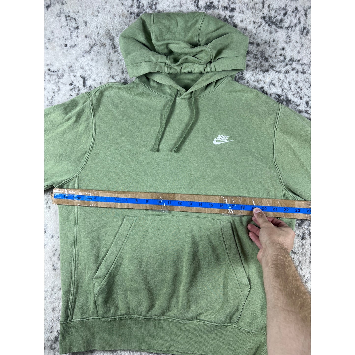 Nike Club Fleece Hoodie - M