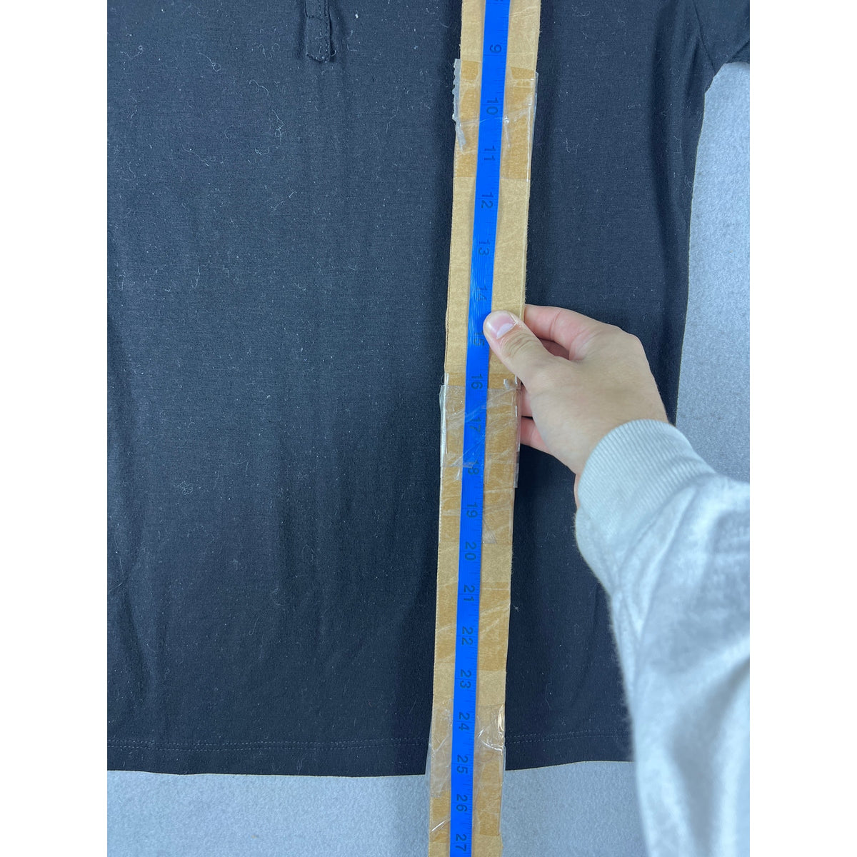 American Eagle Henley Shirt - M