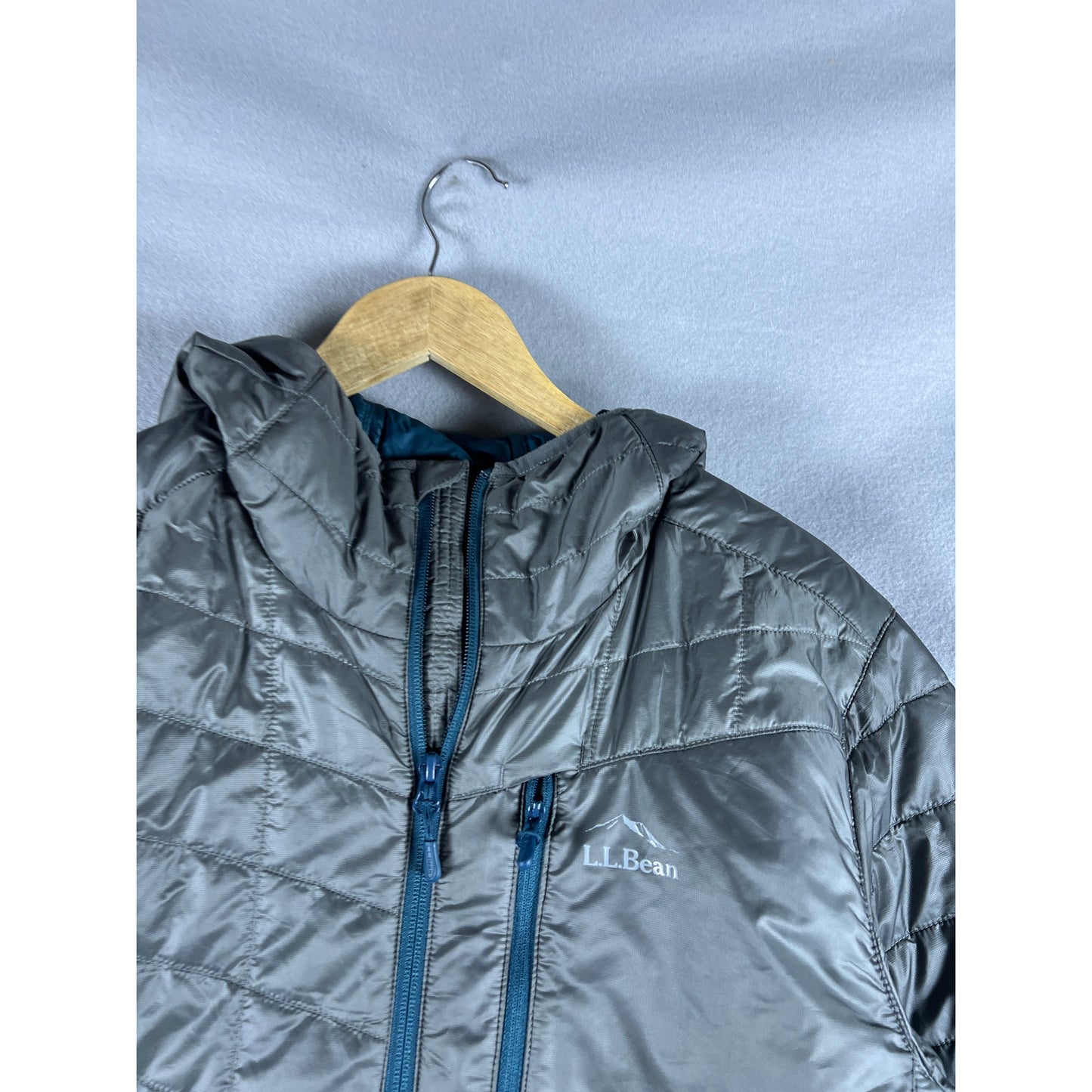 LL Bean PrimaLoft Packaway Hooded Jacket - XL