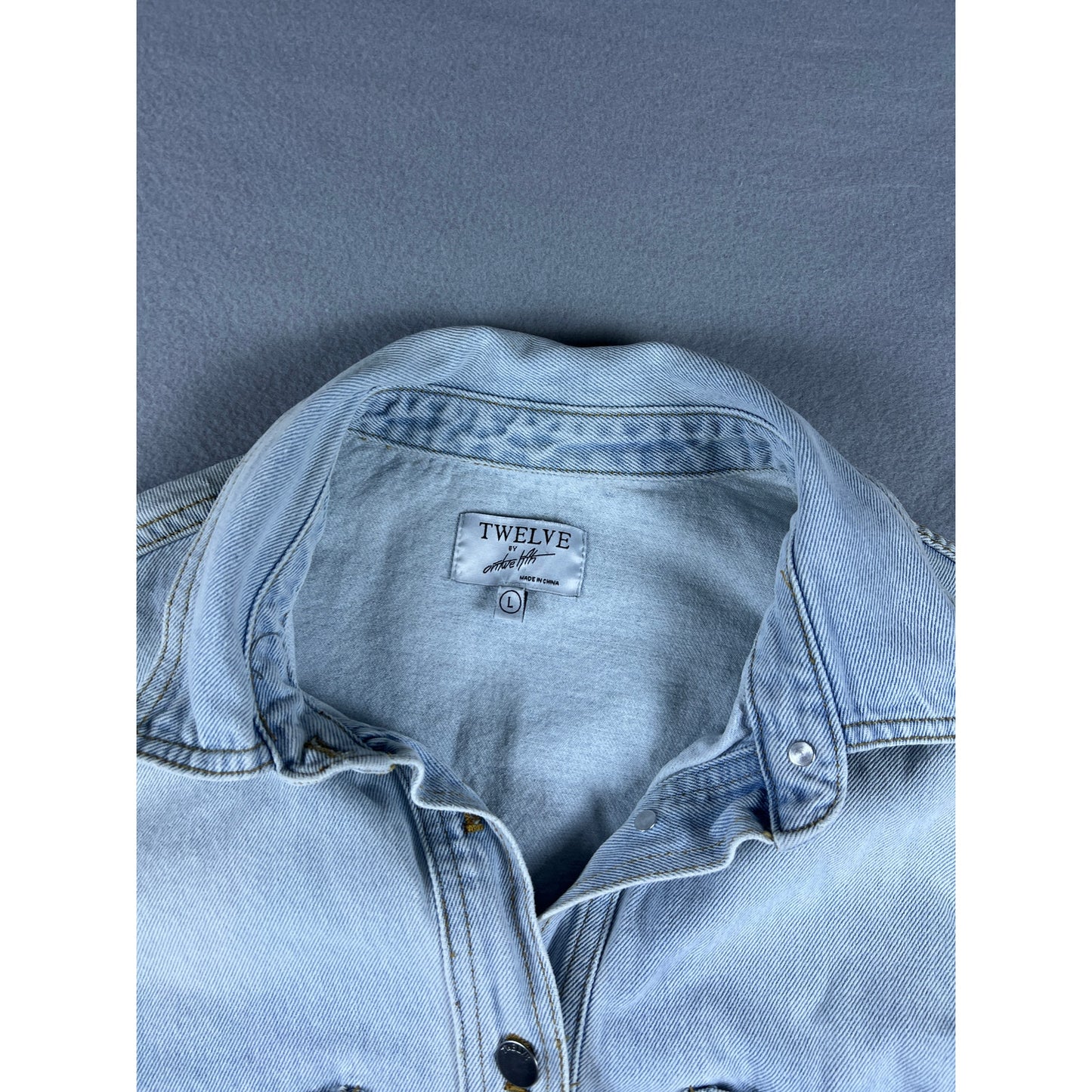 Twelve by Ontwelfth Denim Jacket Womens - L