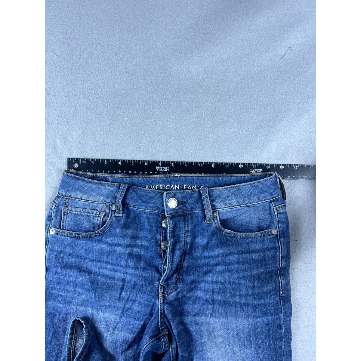 American Eagle Straight Leg Slim Jeans Womens - 8