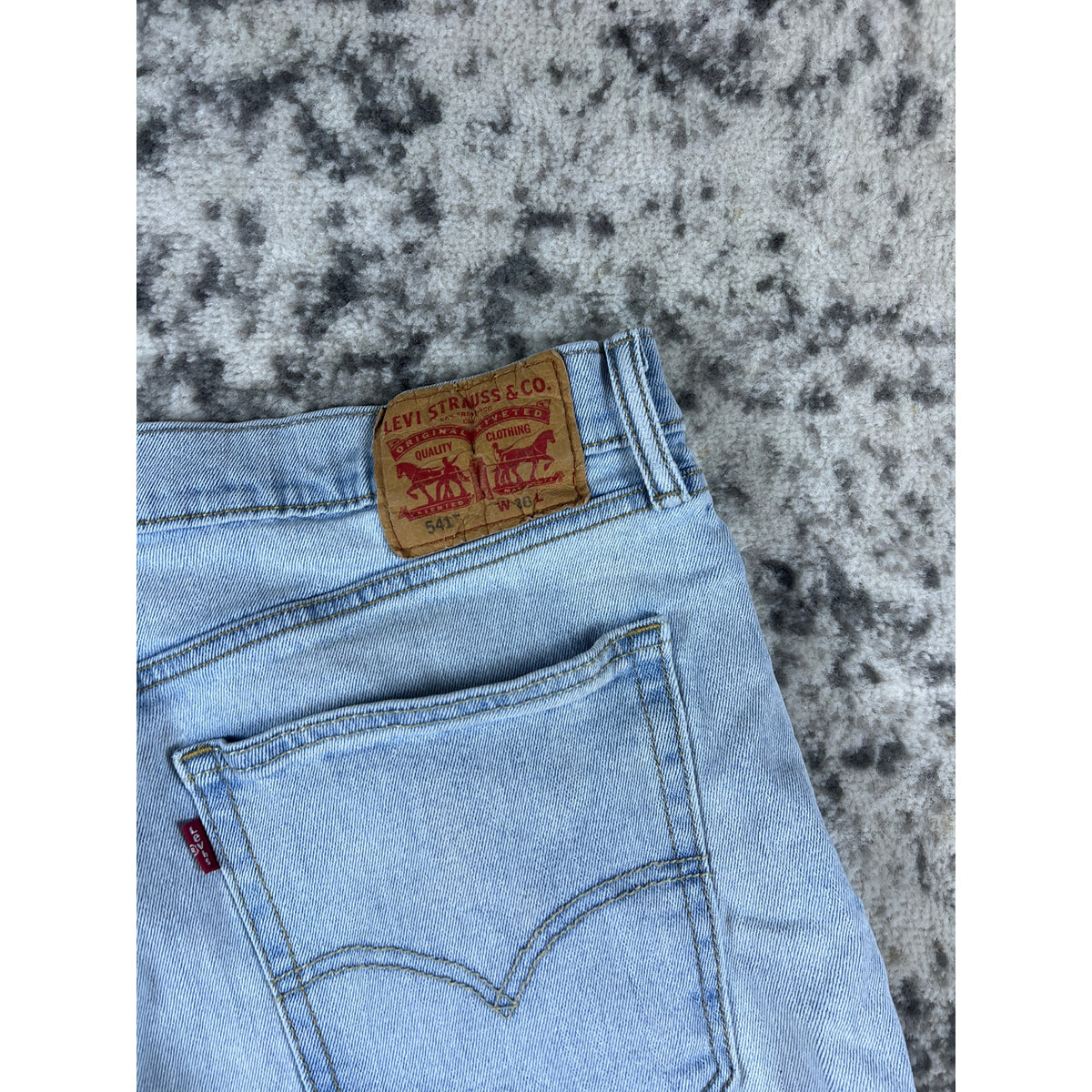 Levi's 541 Athletic Taper Fit Shorts - 36