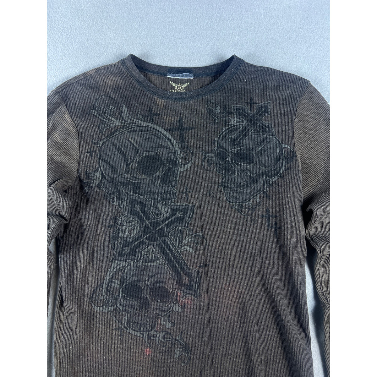Faded Glory Skulls Cross Thermal Shirt - M