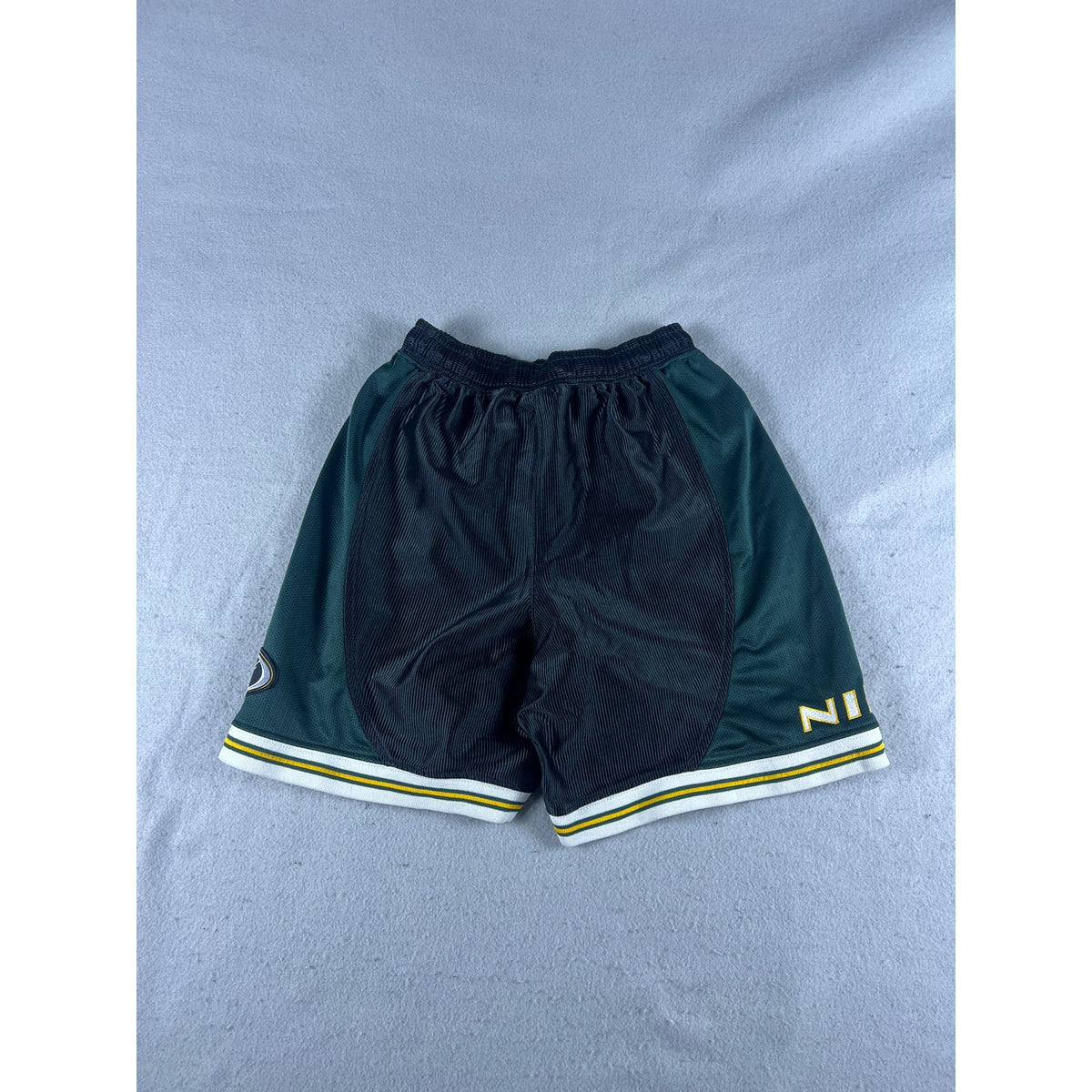 Vintage Nike Basketball Shorts - Boys M 10-12