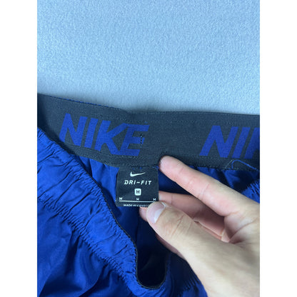 Nike Dri-Fit Shorts - M