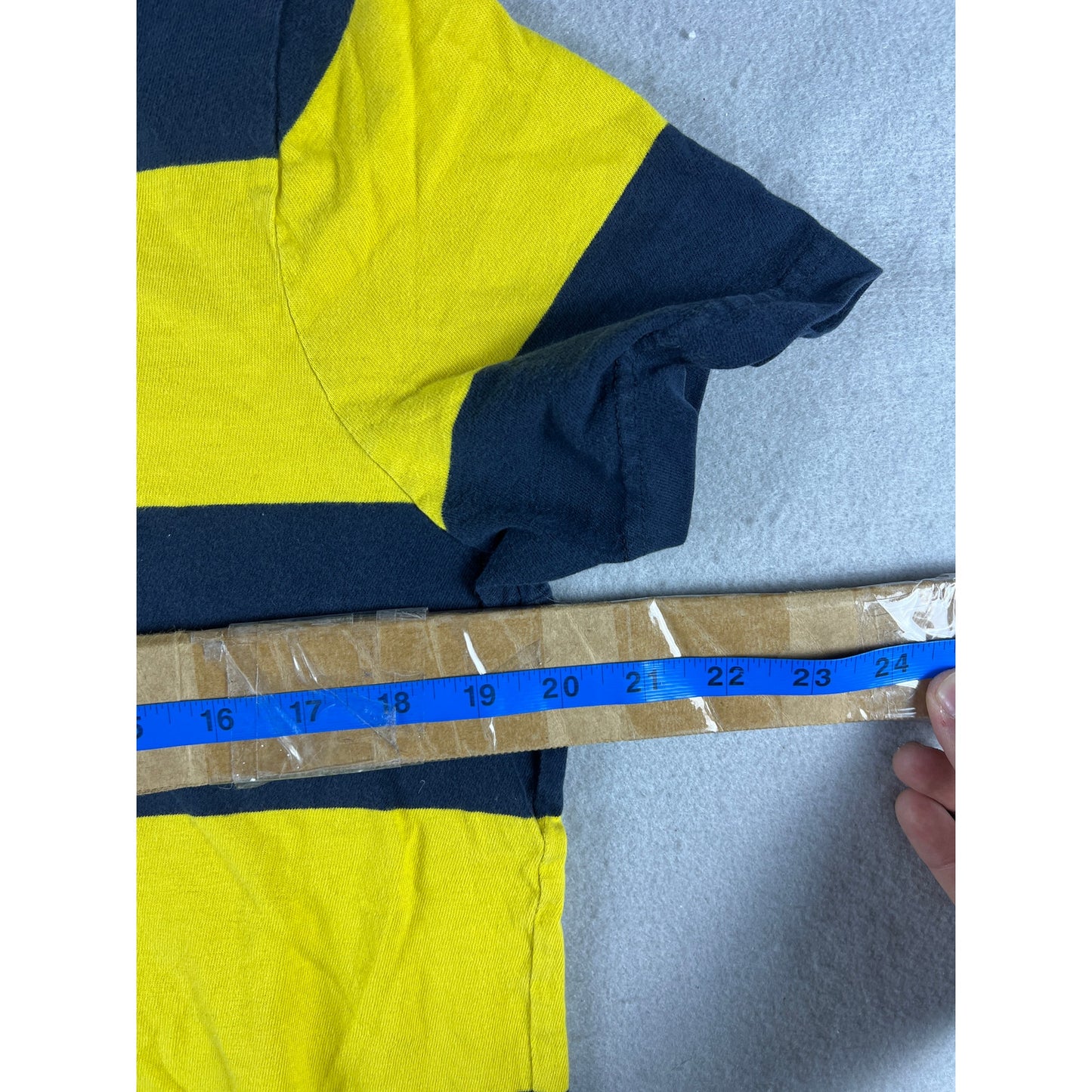 Hollister Striped Classic T-Shirt - L