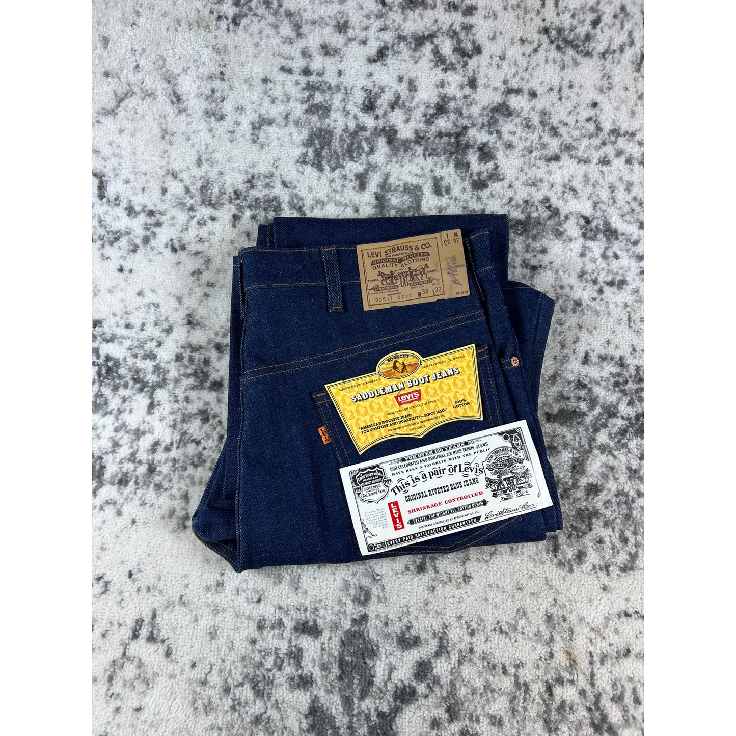 VTG 1981 Levi's 517-0217 Saddleman 36x33 Denim Jeans Boot Cut Bell Bottom USA