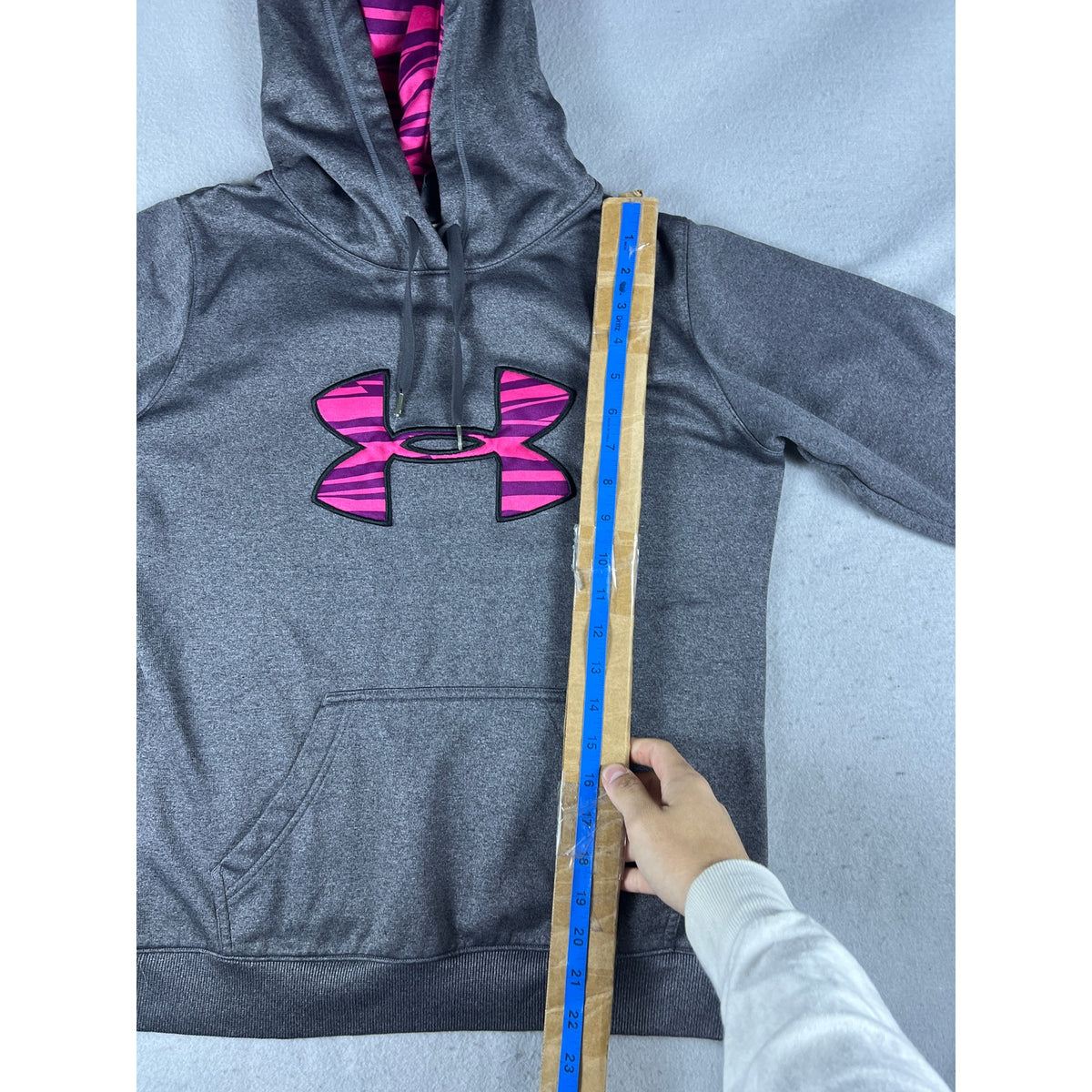 Under Armour Hoodie Sweatshirt Womens - M